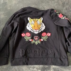 Chaser Zip Up Hoodie Medium